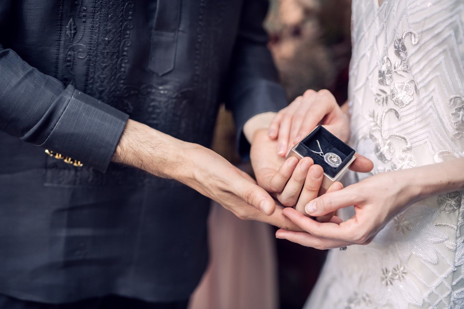 ORIAS Bespoke LOOKBOOK 2020-21 - Look 8