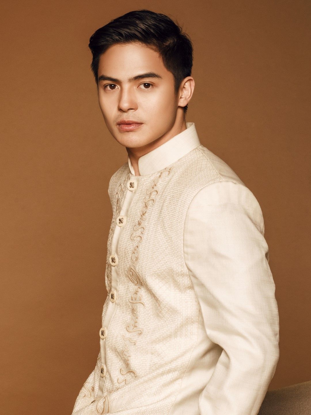 ORIAS Bespoke LOOKBOOK 2022-23 - Look 13