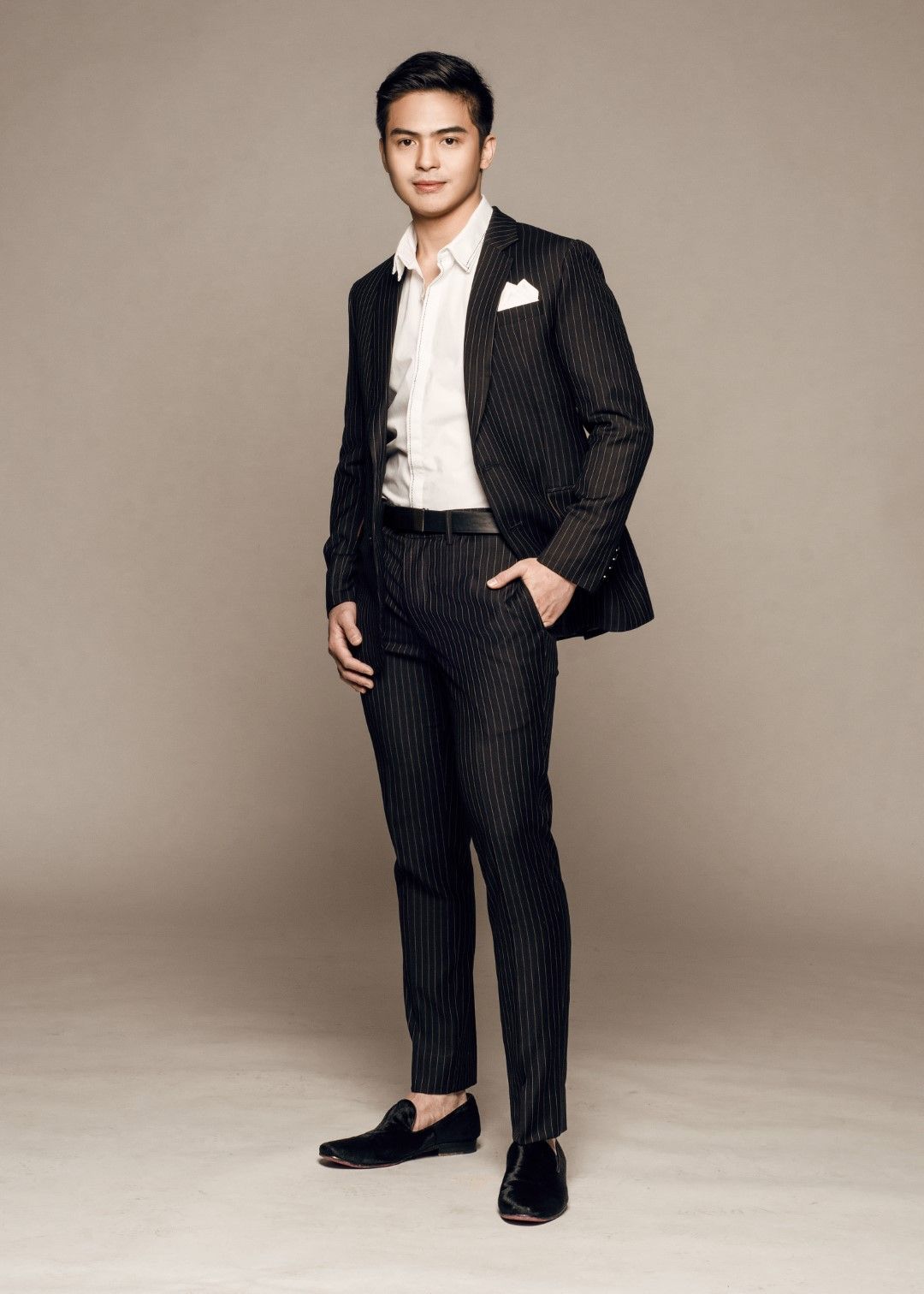 ORIAS Bespoke LOOKBOOK 2022-23 - Look 8